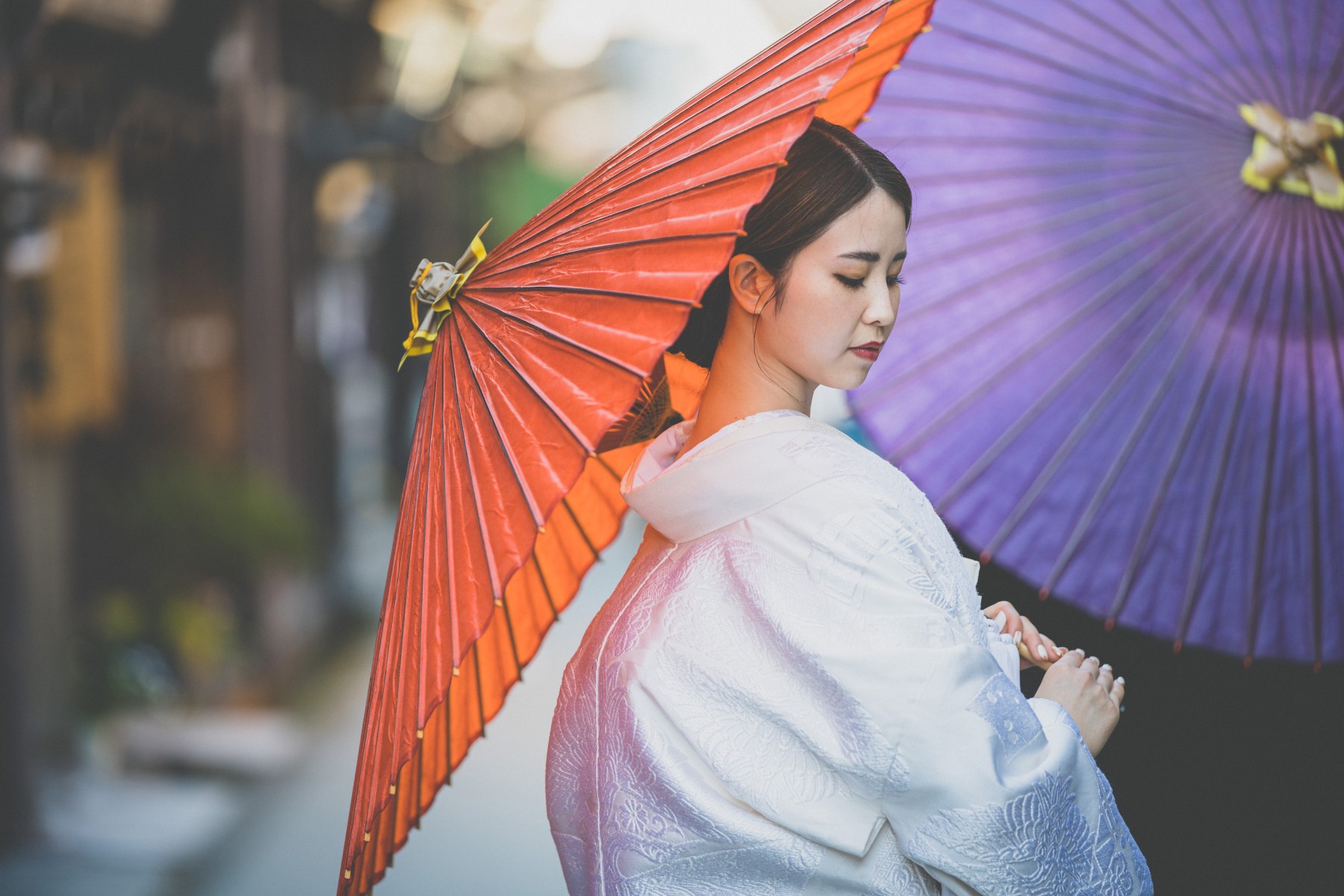 mage of a woman wearing a kimono